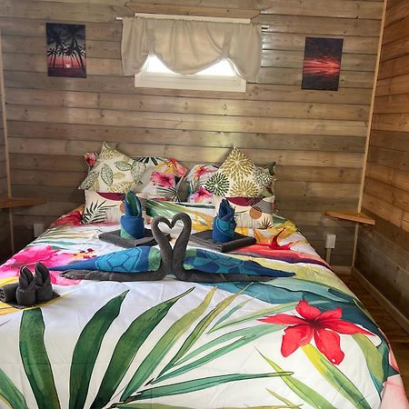 Red Hibiscus Villas 라로통가 외부 사진