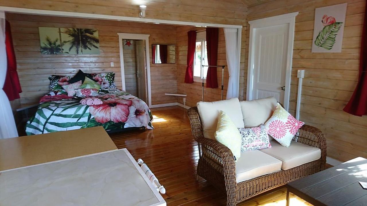 Red Hibiscus Villas 라로통가 외부 사진