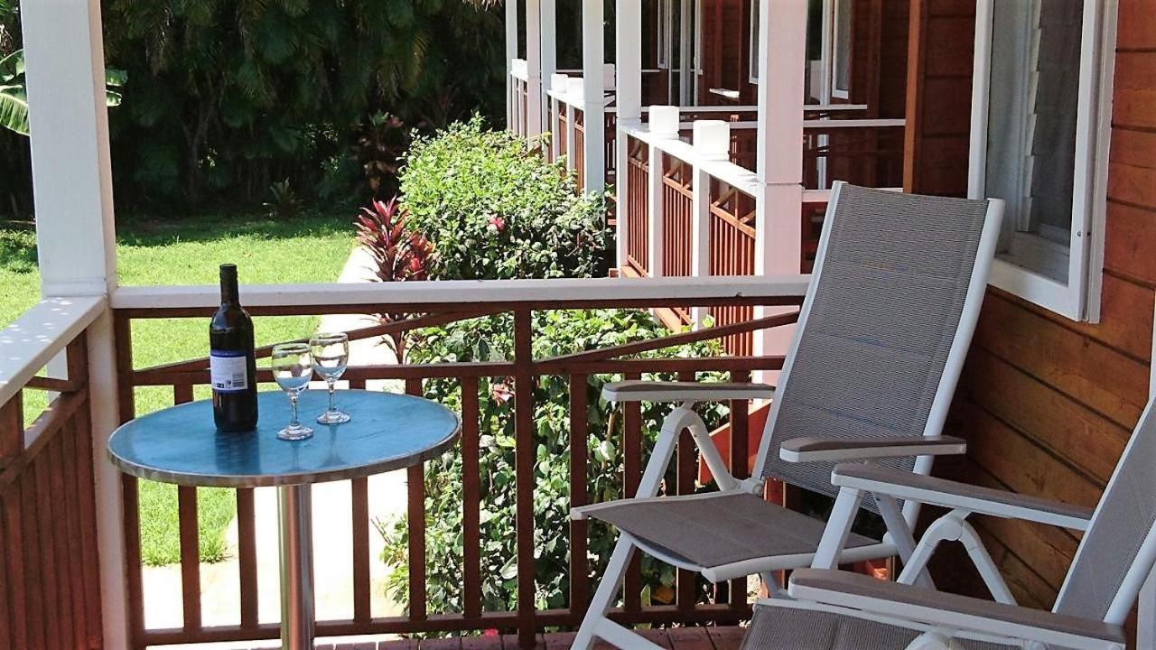 Red Hibiscus Villas 라로통가 외부 사진