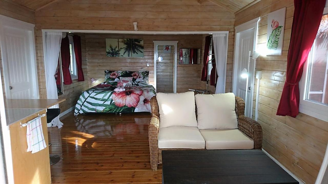 Red Hibiscus Villas 라로통가 외부 사진