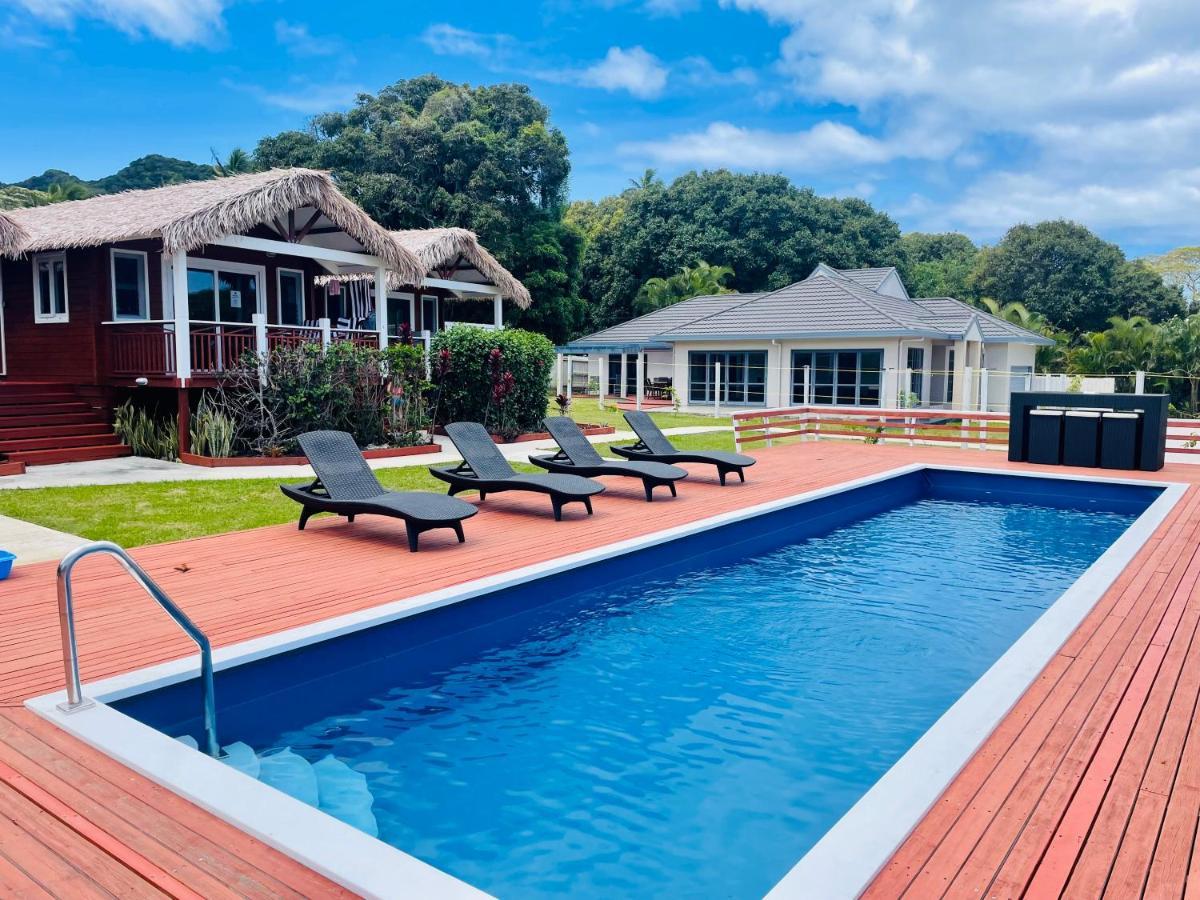 Red Hibiscus Villas 라로통가 외부 사진