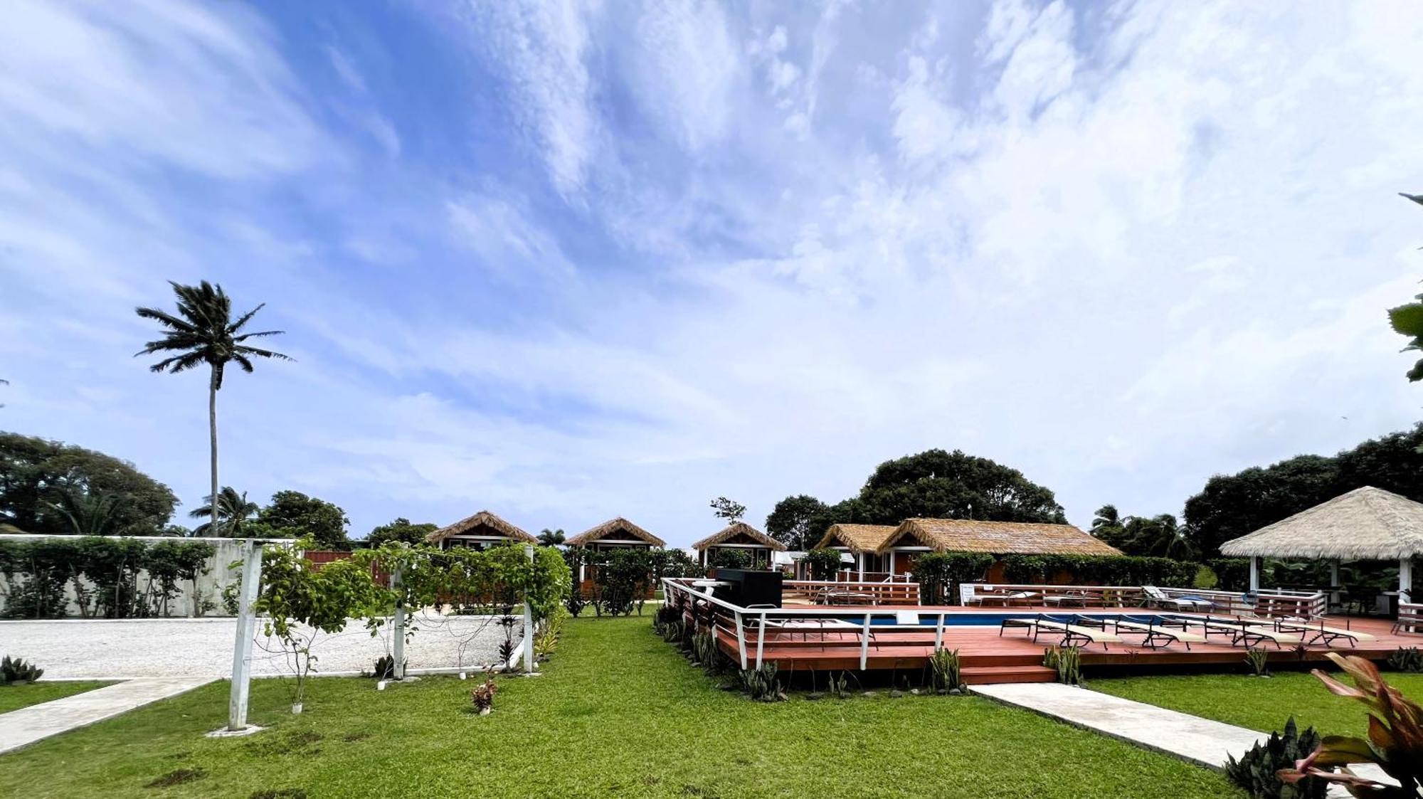 Red Hibiscus Villas 라로통가 외부 사진