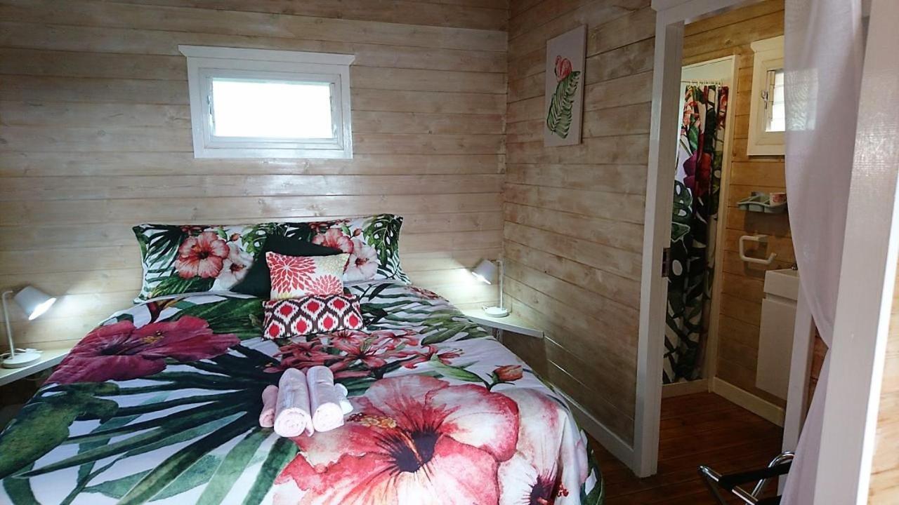 Red Hibiscus Villas 라로통가 외부 사진